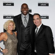 Charles-I-with-Magic-Johns-with-the-Magic-Johnson-Aids-Foundation-1024x683